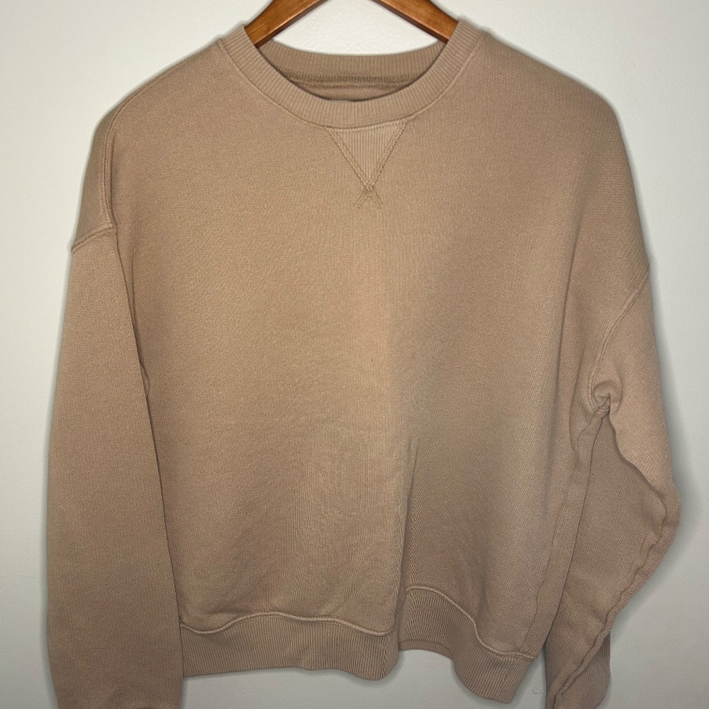American Eagle crewneck